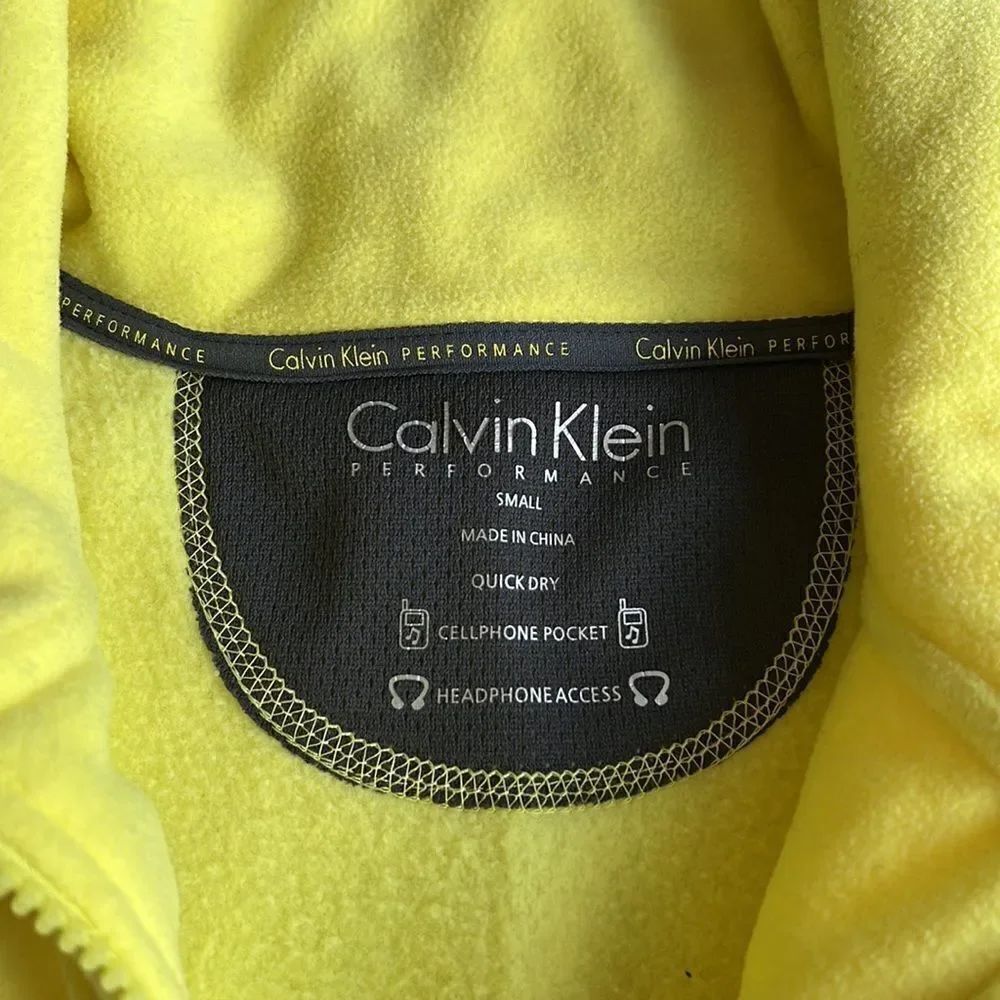 Calvin Klein Yellow Fleece Vest size Small - Picture 3 of 8
